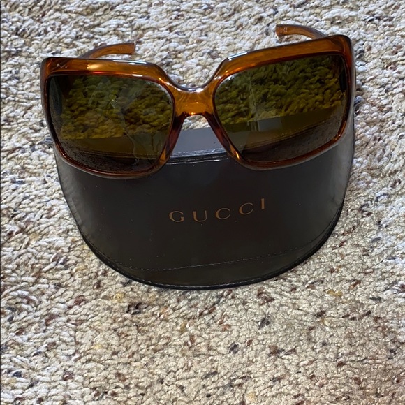 Gucci Accessories - Gucci sunglasses